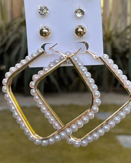 Assorted Square Pearl Earring With Studs